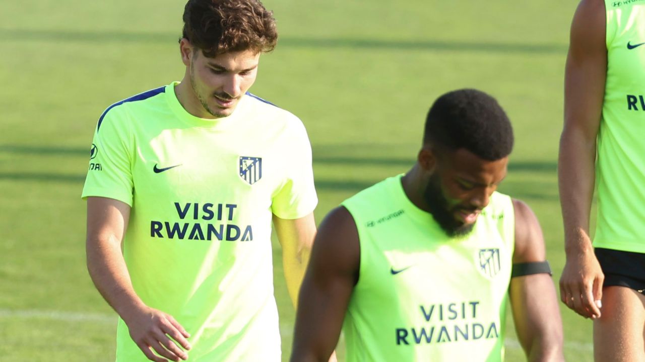Julián se queda en tierra