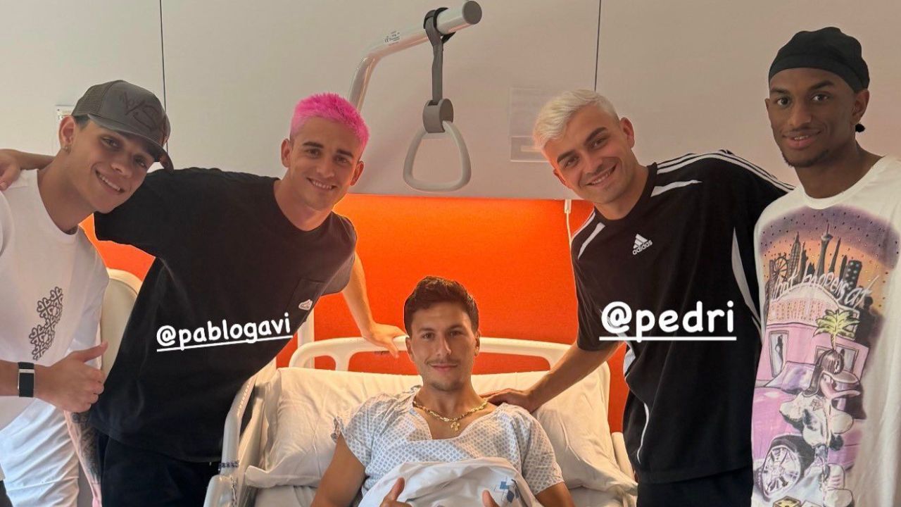 Vários jogadores do Barcelona visitam Bardghji após cirurgia