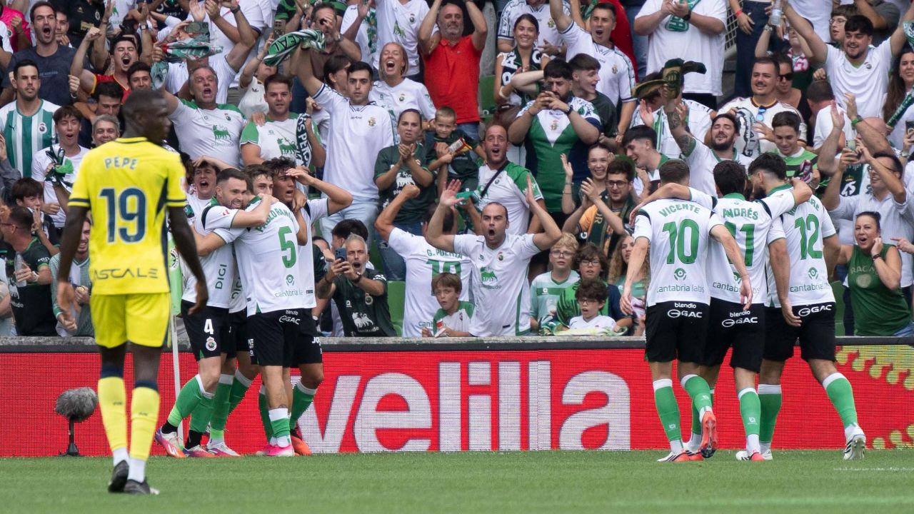 Racing 2-2 Villarreal: regreso estelar, respuesta magistral