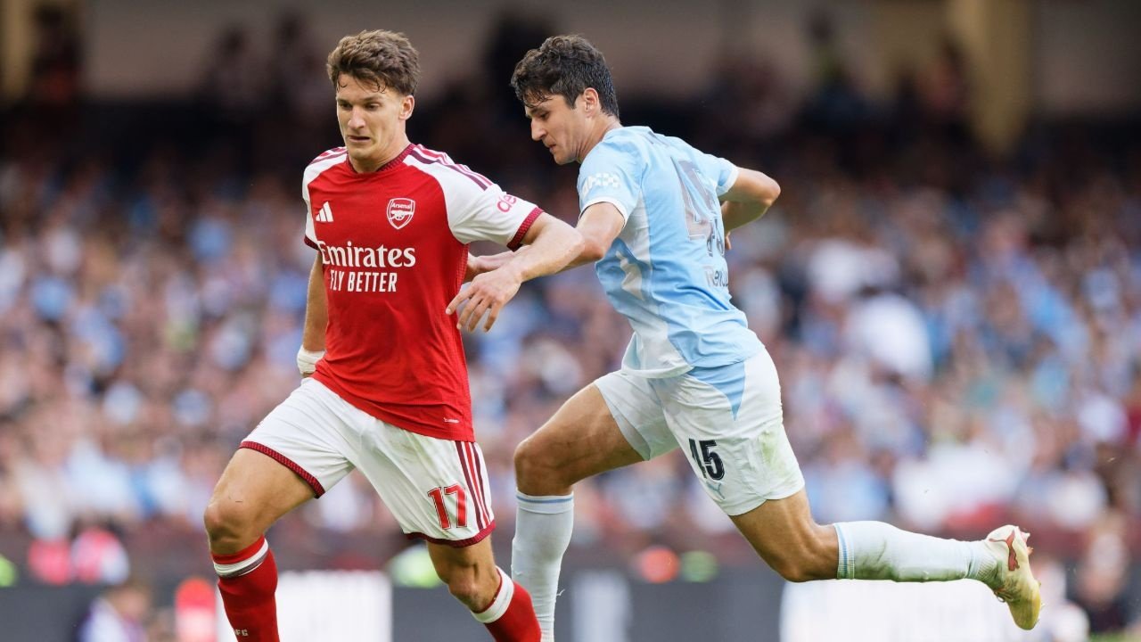 El Manchester United, el Arsenal, el Liverpool y el Tottenham fueron notificados, antes que el resto de clubes de la Premier League, de la culpabilidad del Manchester City por los 114 cargos por infringir las normas económicas de la competición.