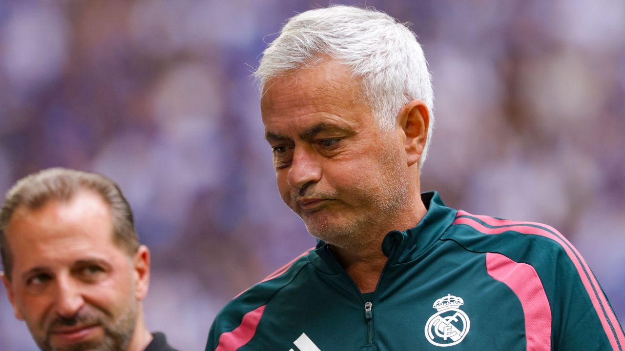 Mourinho names first XI for Real Madrid return