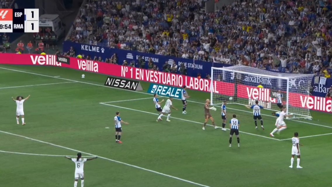 Espí, héroe del Madrid en su primer día para el 1-2