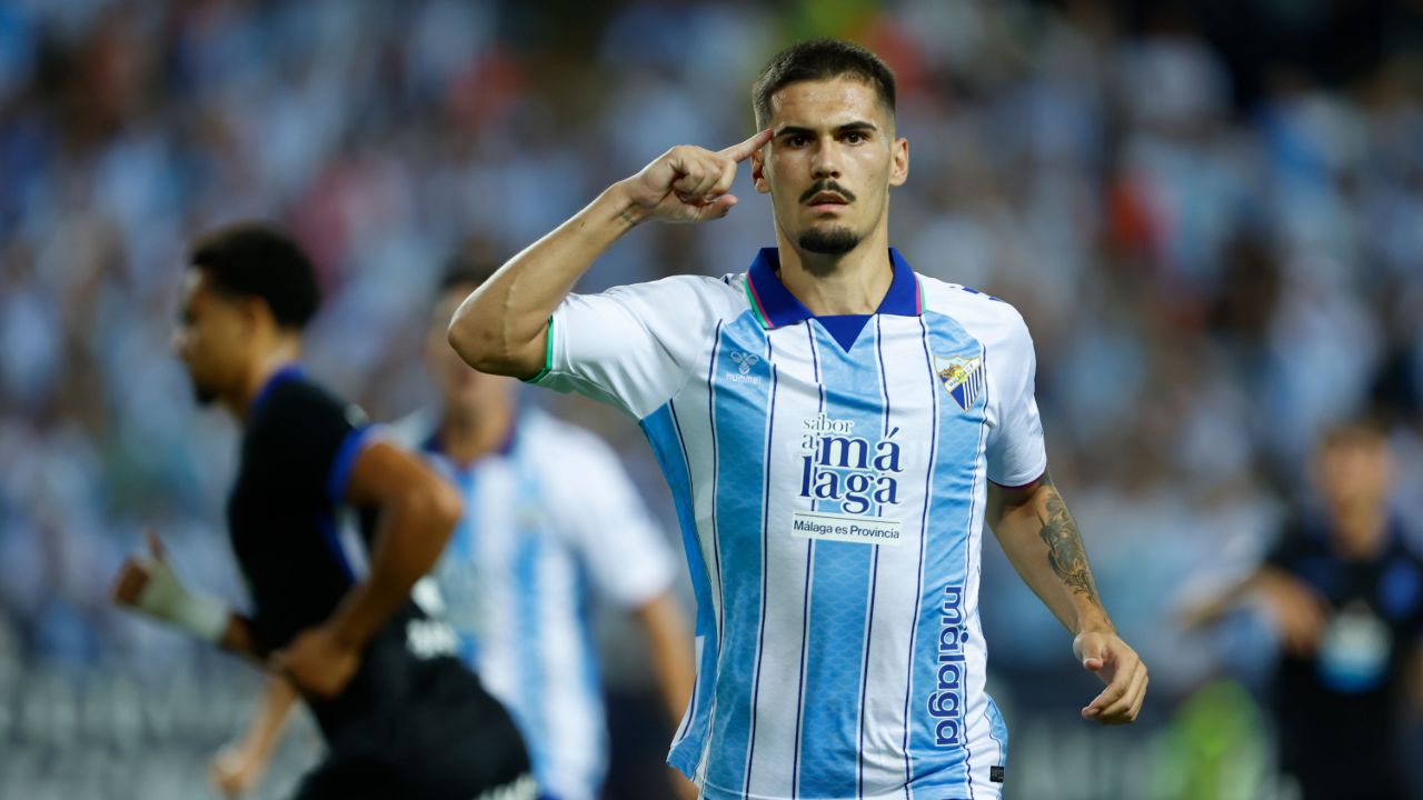 Málaga 1-1 Deportivo: Chupe desafía la pirueta de Aubameyang