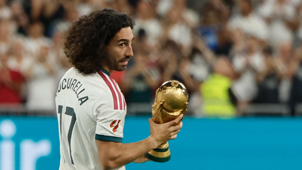 Cucurella, homenajeado por el Mundial: "No se puede pedir más"