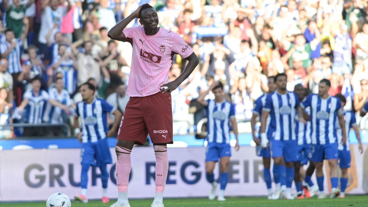 Sadiq vuelve a asomar la cabeza