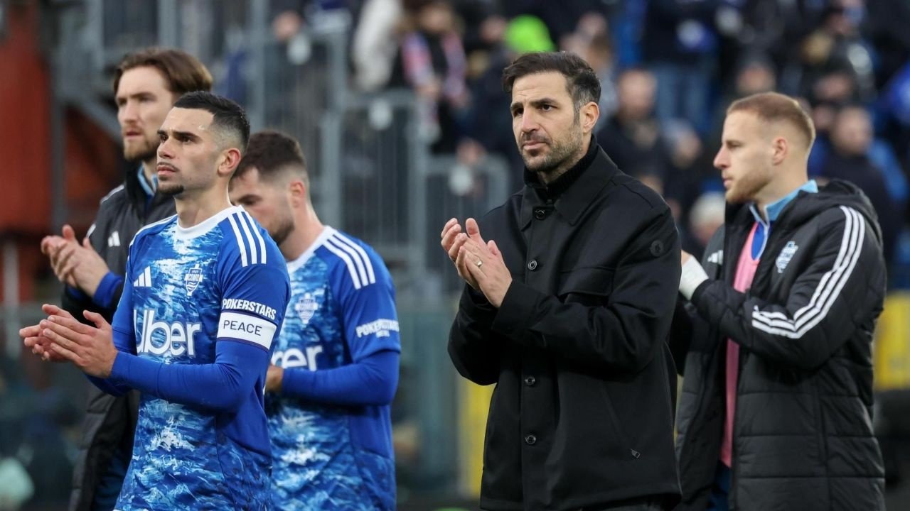 O Genoa ainda se adiantou no marcador, mas o Como reagiu com autoridade e assinou uma reviravolta categórica (1-4).