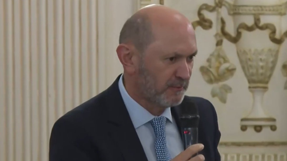 Louzán dijo desde Ceuta que España tiene que albergar la final del Mundial