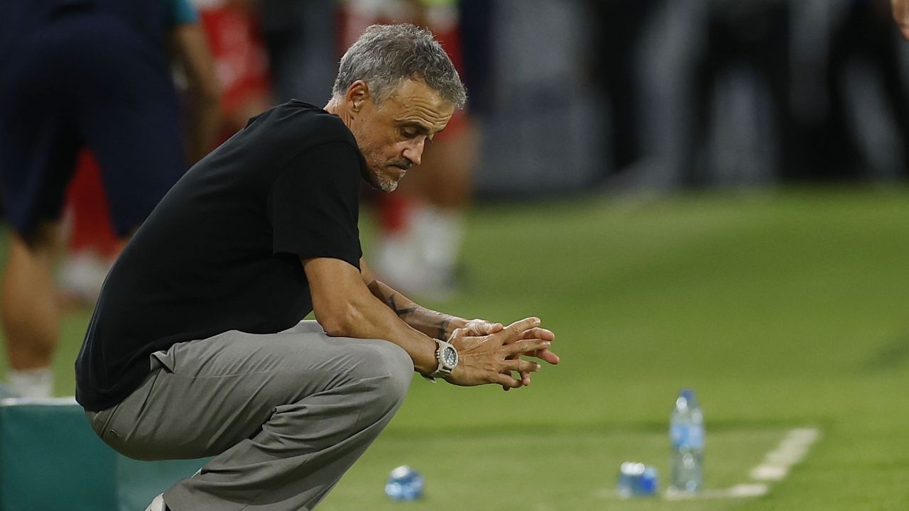 PSG look ahead to 2031 but slide back to 2023