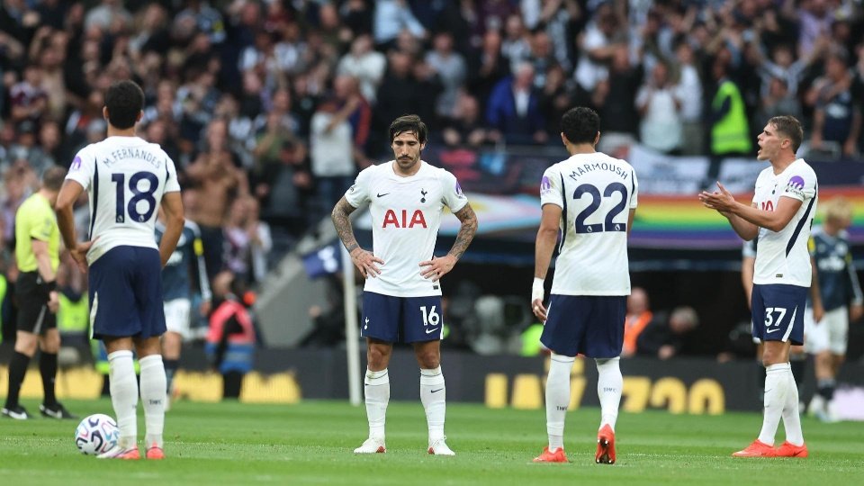 Empate sin goles (0-0) entre Nottingham Forest y Tottenham en su tercer partido de Premier League. Debutó Mudryk en los 'spurs', que sumaron su primer punto.