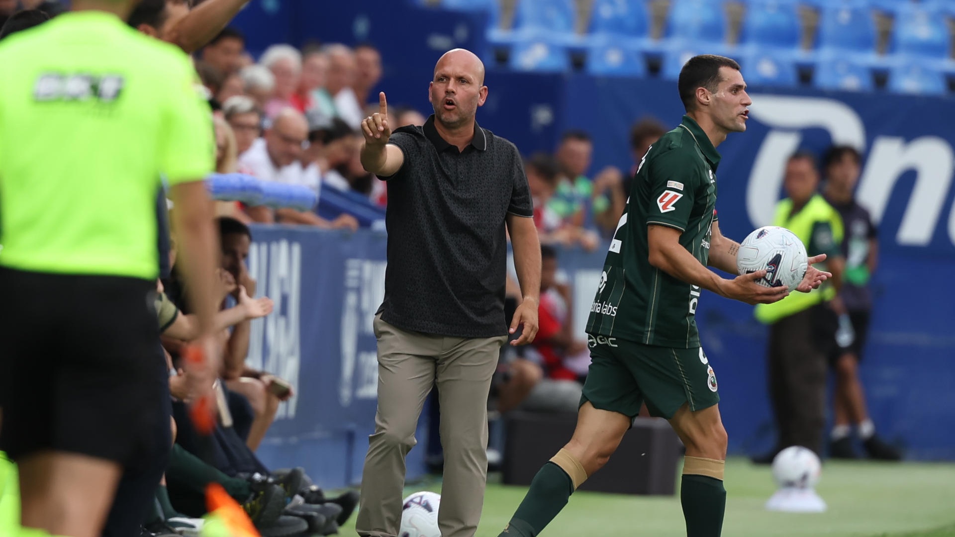 Enfado de José Alberto por el gol anulado: "Esto es fútbol, no baloncesto"