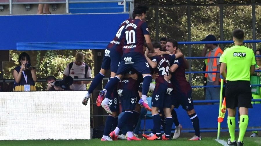 Eibar 3-0 Granada: Ipurua asume el liderato