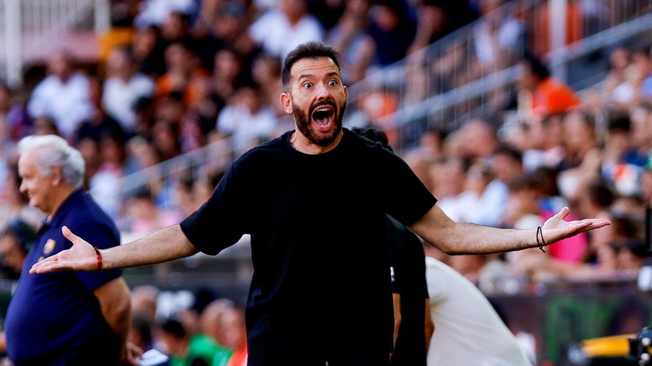 "¿Dimitir? Tengo la responsabilidad de darle la vuelta a la situación"