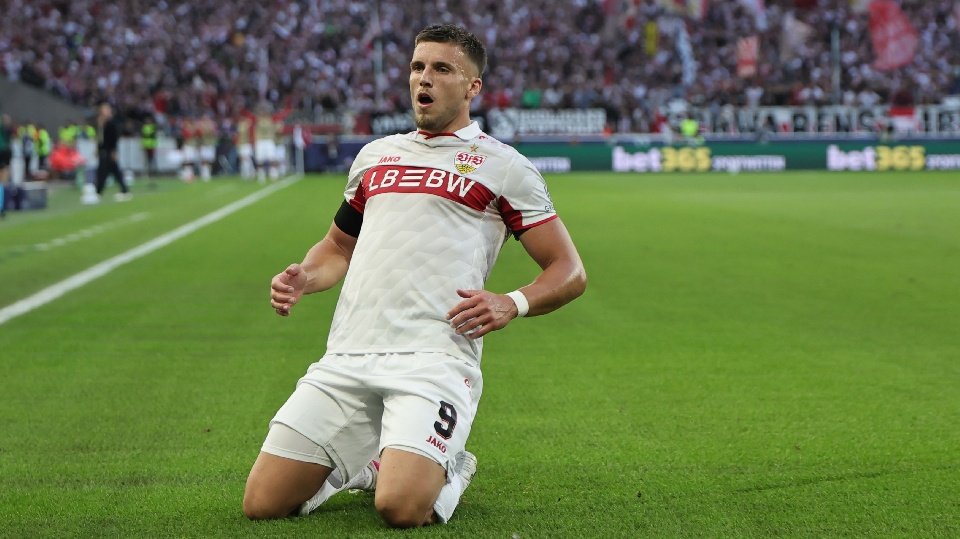 El Stuttgart debutó este miércoles en la Liga de Campeones con una victoria ante el Viking Stavanger por 3-1 gracias a un hat-trick de Ermedin Demirovic en la primera parte.