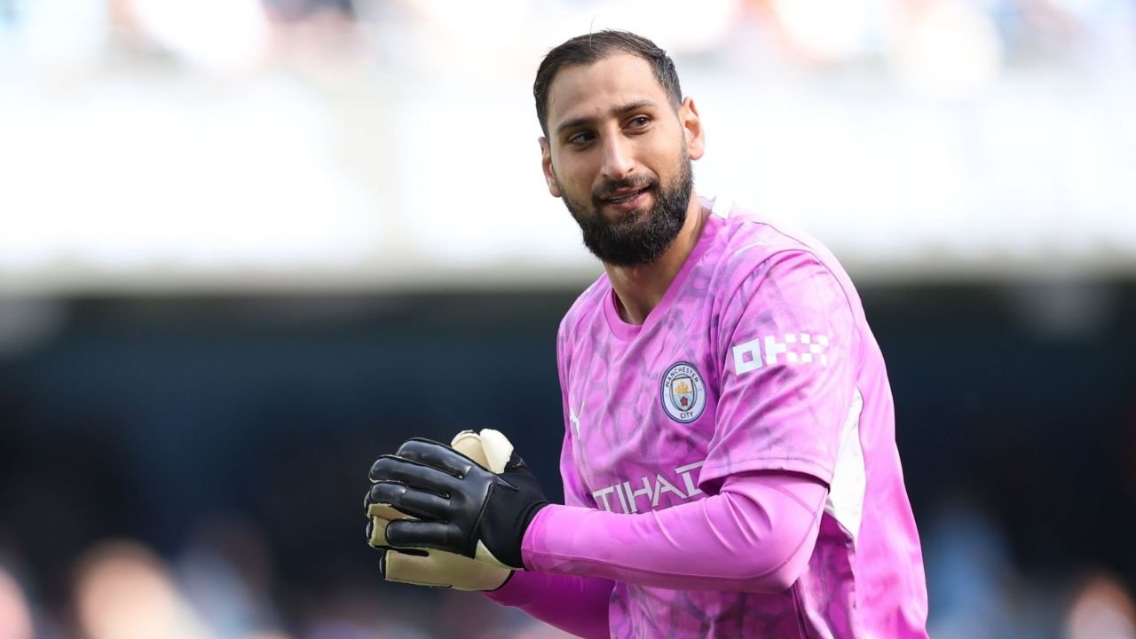 Donnarumma pode ser alvo de gigantes europeus devido à situação do City