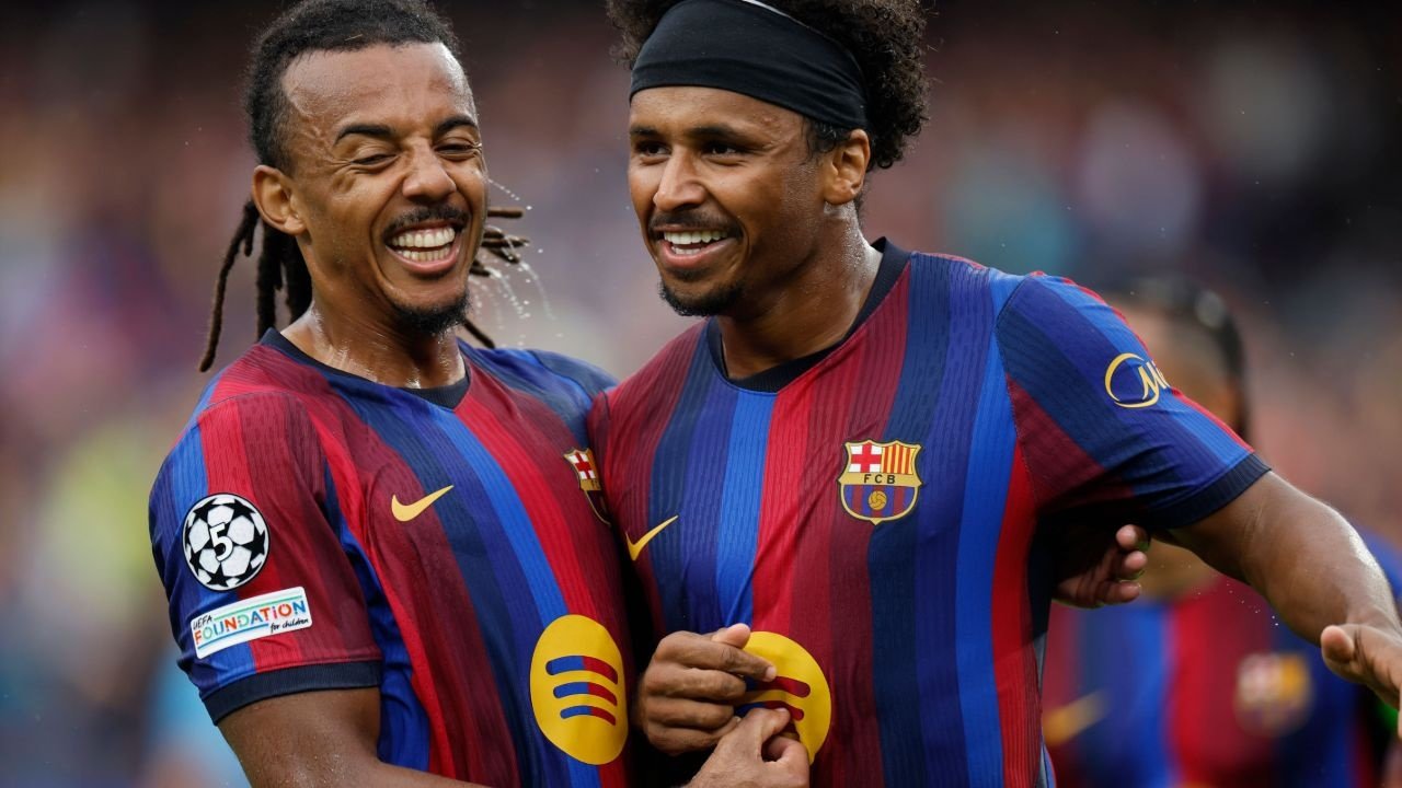 En manque de temps de jeu, Jules Koundé pourrait chercher une porte de sortie en janvier prochain. Deux prétendants se manifestent en Angleterre et en Allemagne : Chelsea et le Bayern Munich.