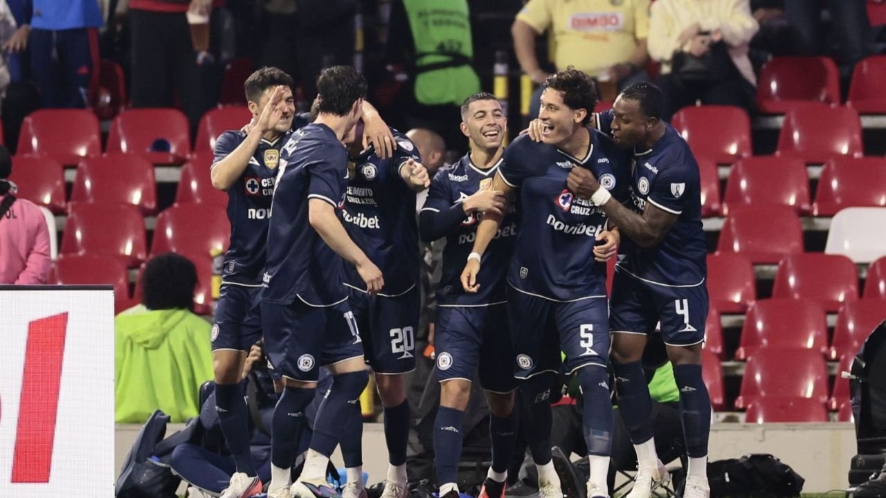 Fin al invicto del América. EFE/José Méndez