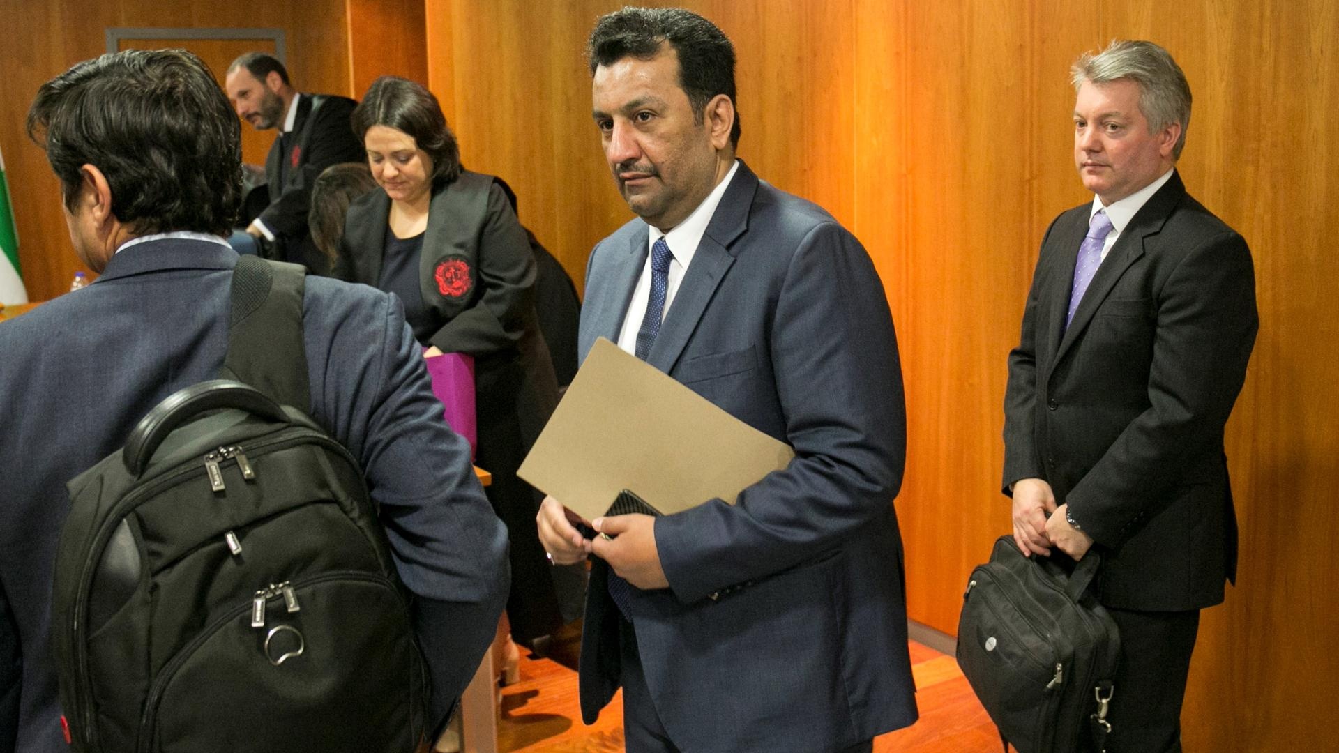 Tras su comparecencia online, la jueza ha decretado el ingreso en prisión sin fianza de forma provisional para uno de los Al-Thani.