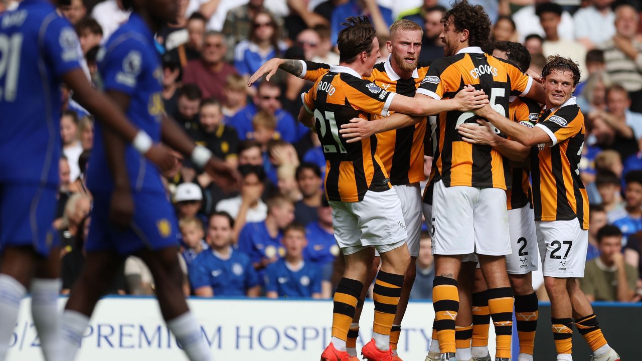 Snodgrass believes former club Hull could secure top half Premier League position