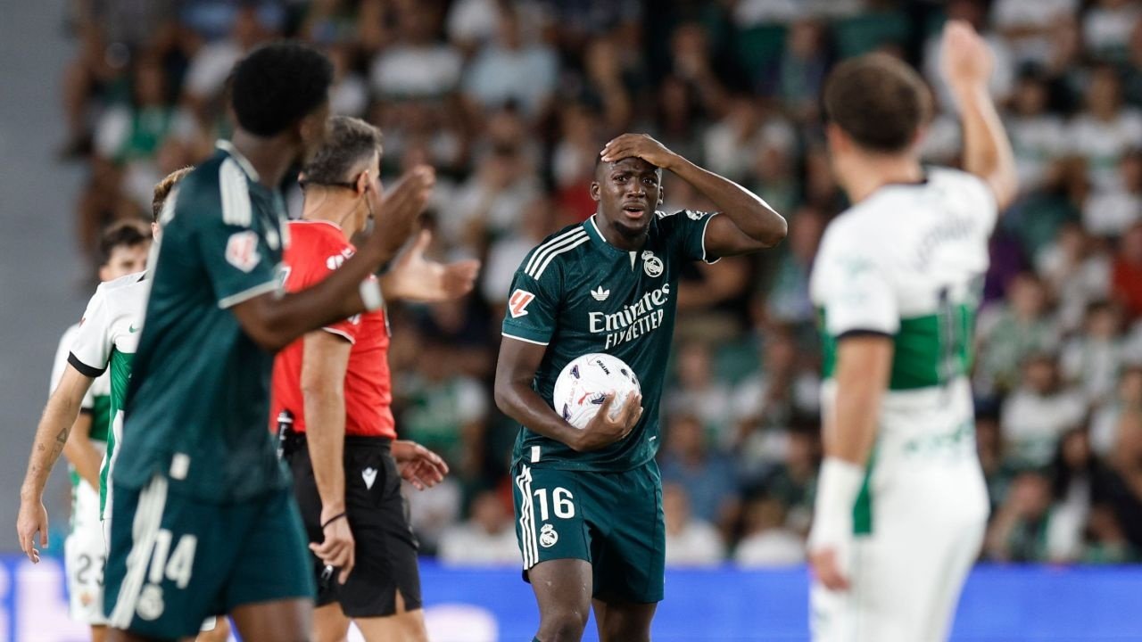 El Madrid anuncia que Konaté tiene una lesión de rodilla