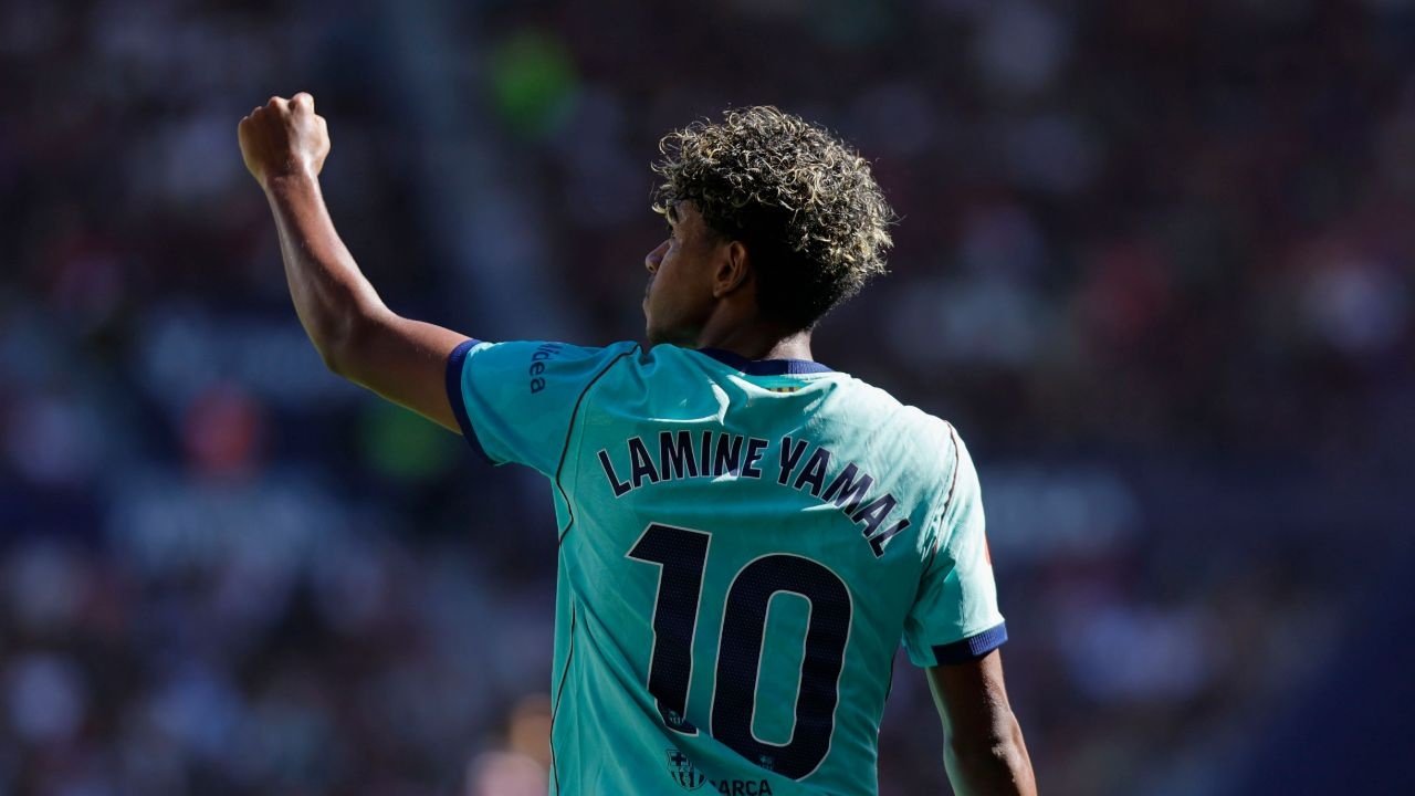 Lamine Yamal revelou que Betis e Villarreal são os dois times da LaLiga que mais gosta de acompanhar, deixando Real Madrid e Atlético de lado.