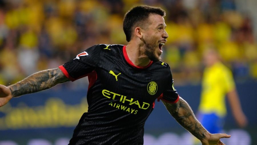 Cádiz 1-2 Girona: el submarino sigue a la deriva