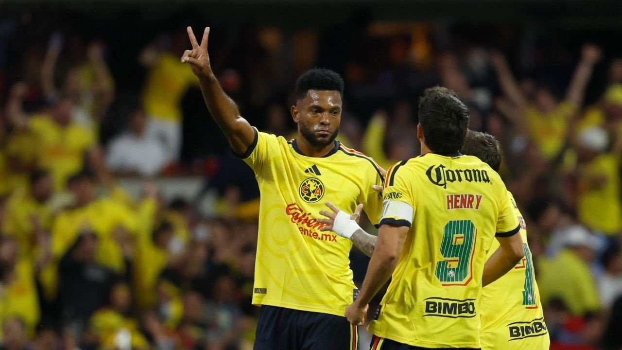 América y Chivas igualaron 2-2 en el gran partido de la fecha en el Apertura de la Liga MX. Un doblete de Miguel Borja en los últimos 20 minutos evitó el triunfo del cuadro de Guadalajara.