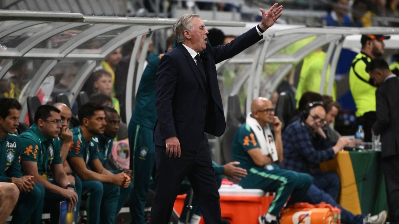 Ancelotti iguala pior início de técnico do Brasil