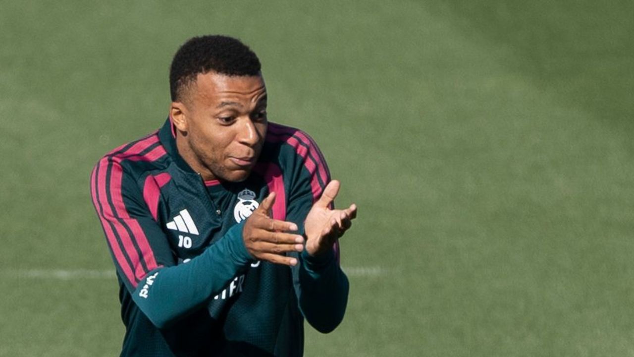 Mbappe eases Real Madrid injury fears
