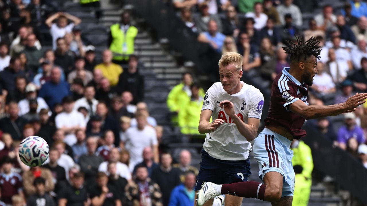 Van Hecke and Van de Ven could return against Man Utd