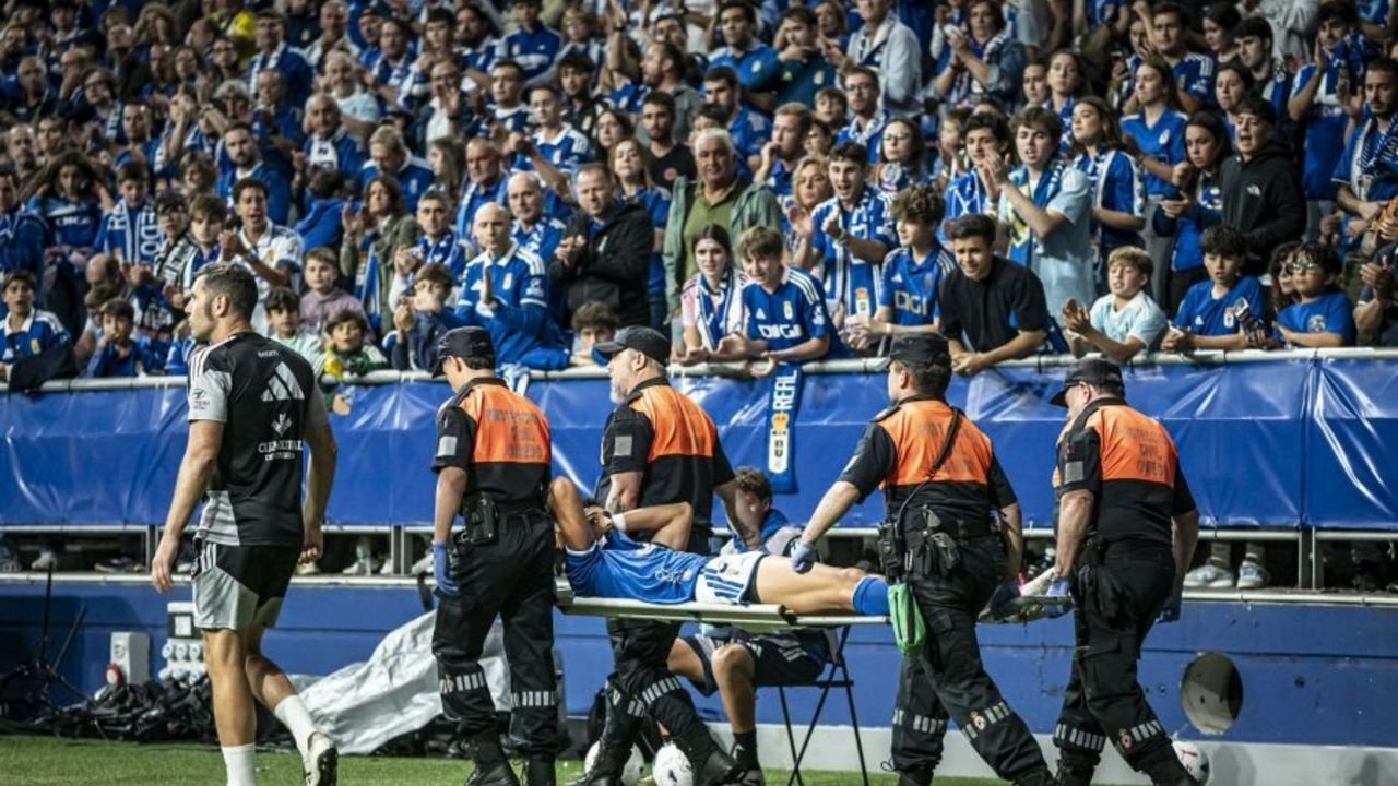 Chris Ramos se rompe el cruzado en el derbi asturiano