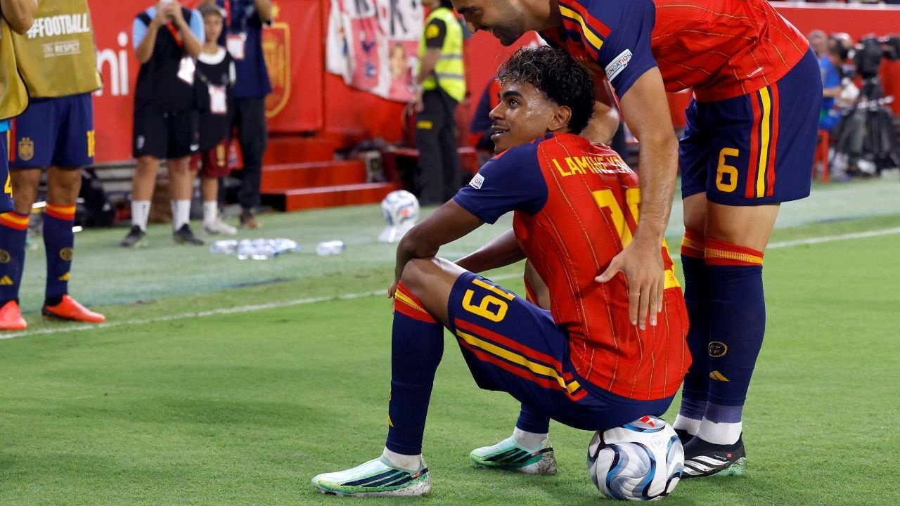 Spain 4-1 Croatia: Lamine Yamal sits wherever he pleases