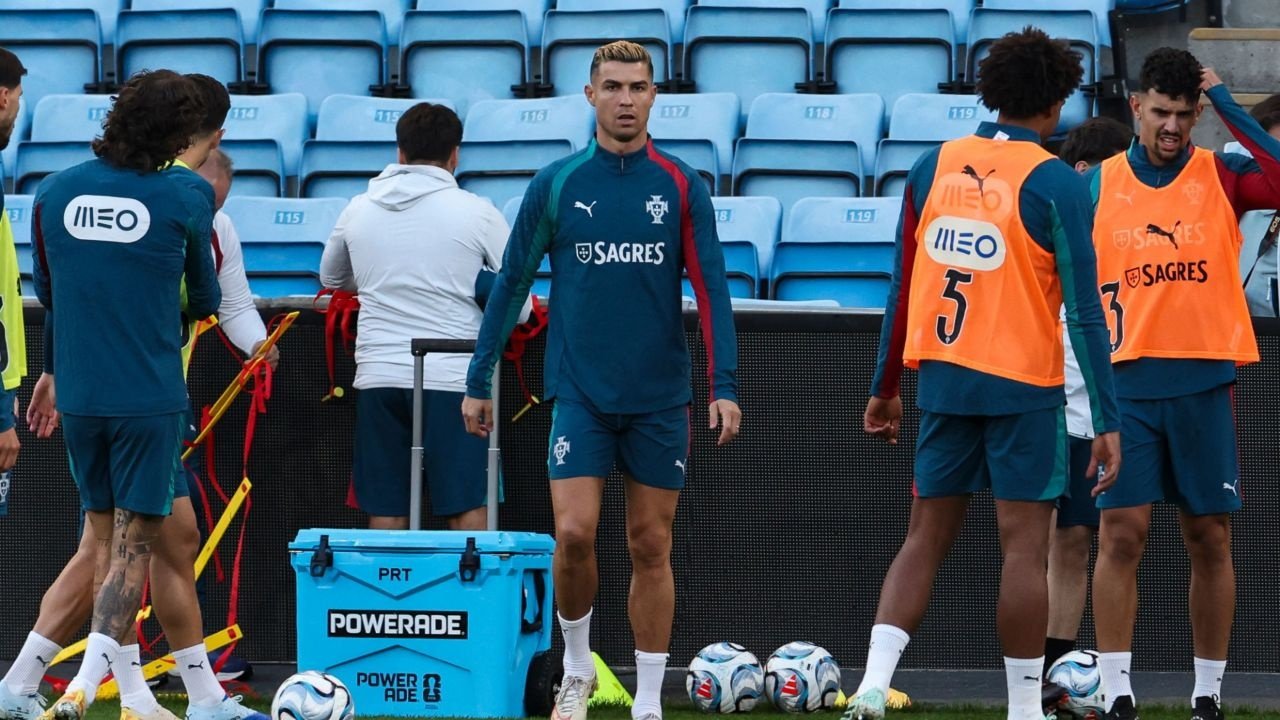 Jorge Jesus breaks silence on Ronaldo: 