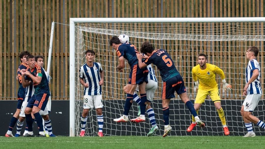 Real Sociedad B 2-3 Granada: dos arreones y una alegría