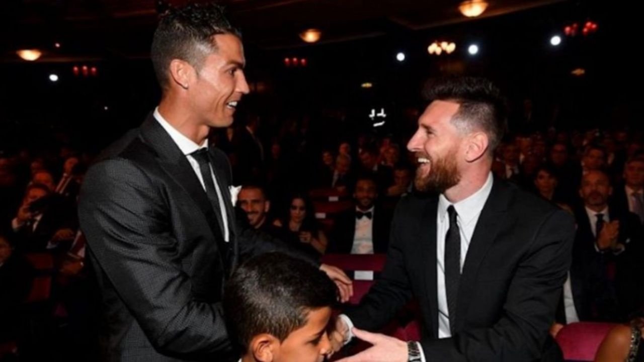 Cristiano's heartfelt message to Messi after his farewell to Argentina. EFE