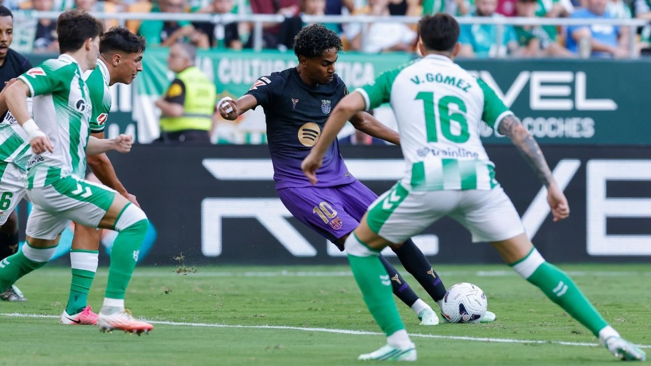 Real Betis 2-5 Barcelona: Yamal leads Barca masterclass on night of ...