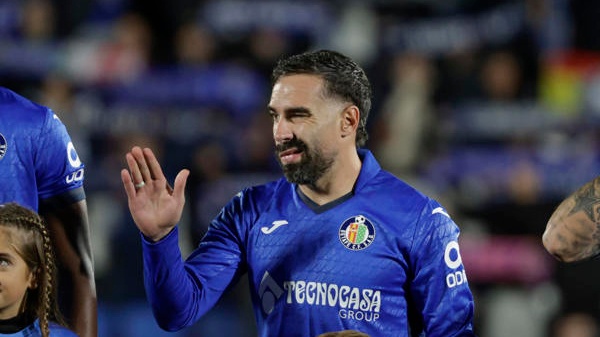 El primer día de Carvajal en el Getafe: vuelta al verde 150 días después