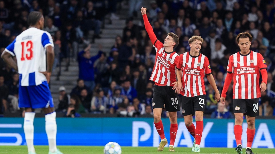 Oporto 0-1 PSV: Til dibuja la tercera cruz