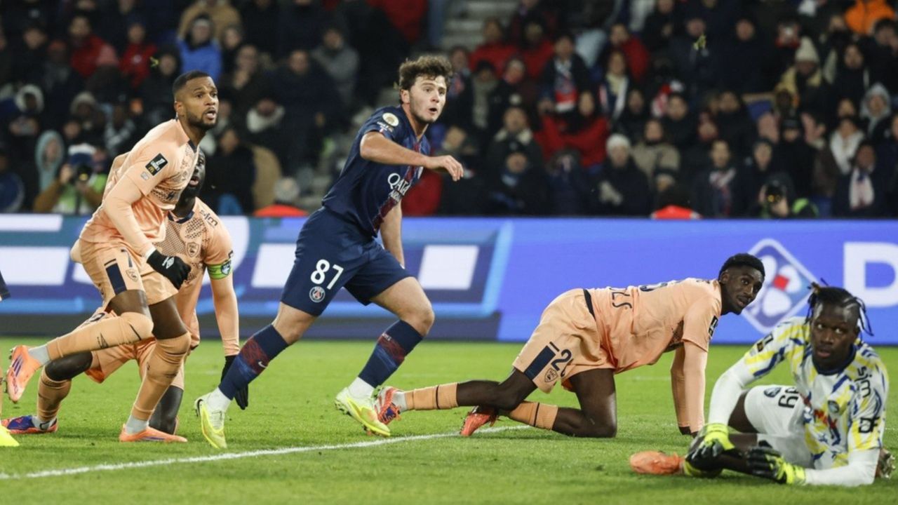 Le présent, l'adversaire et l'histoire : tout accable la lanterne rouge des grands championnats