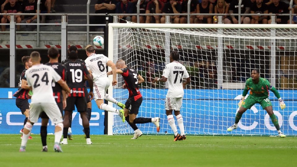 Milan looking to maintain grip on title race at Roma