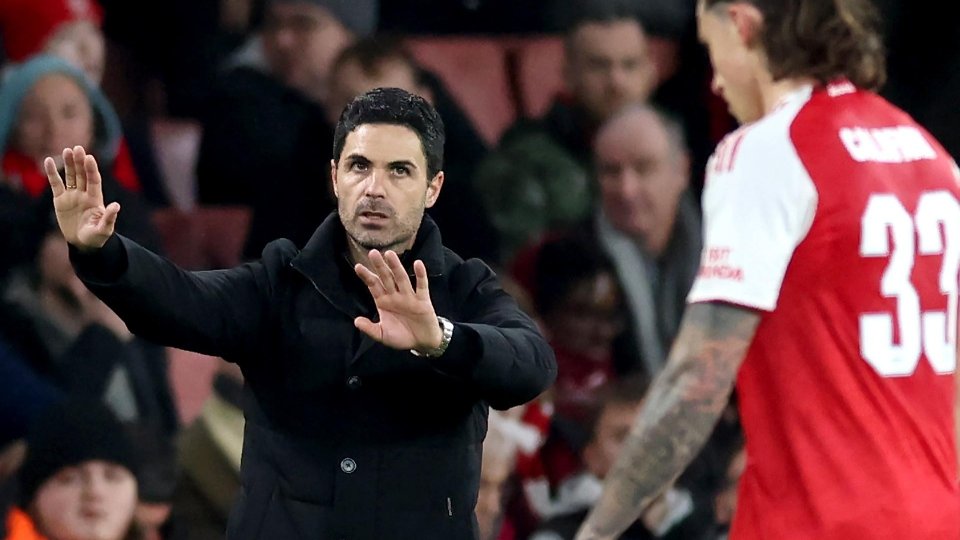 Tottenham 8-1 Arteta : quand la stabilité d'Arsenal triomphe face au chaos des 'Spurs'