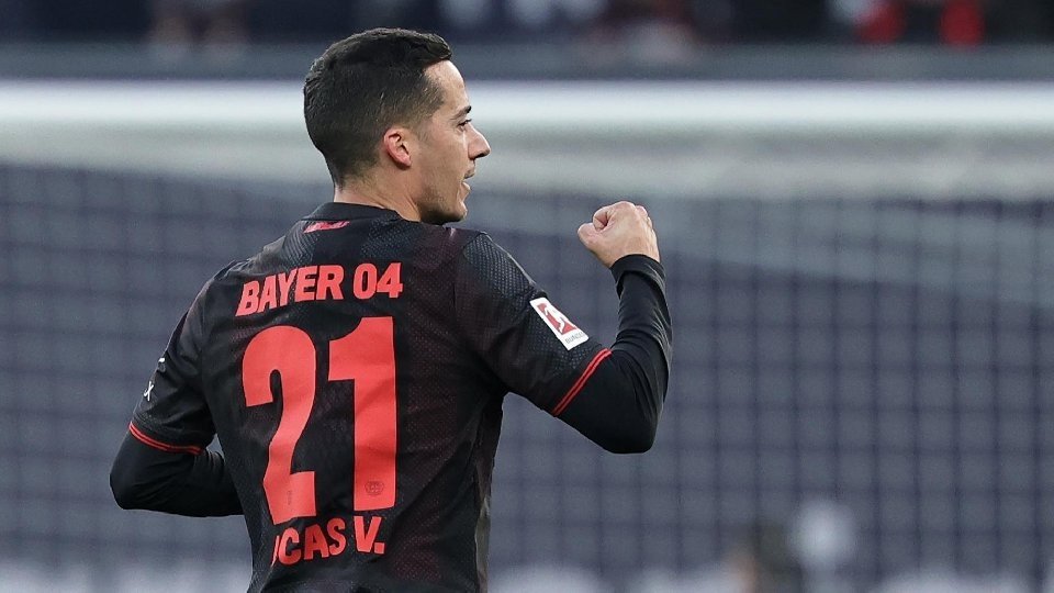 Lucas Vázquez aúpa al Leverkusen