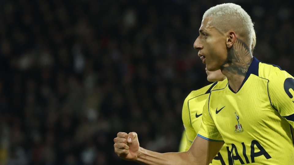 Un gol nel finale di Richarlison nega al Liverpool una vittoria fondamentale contro il Tottenham
