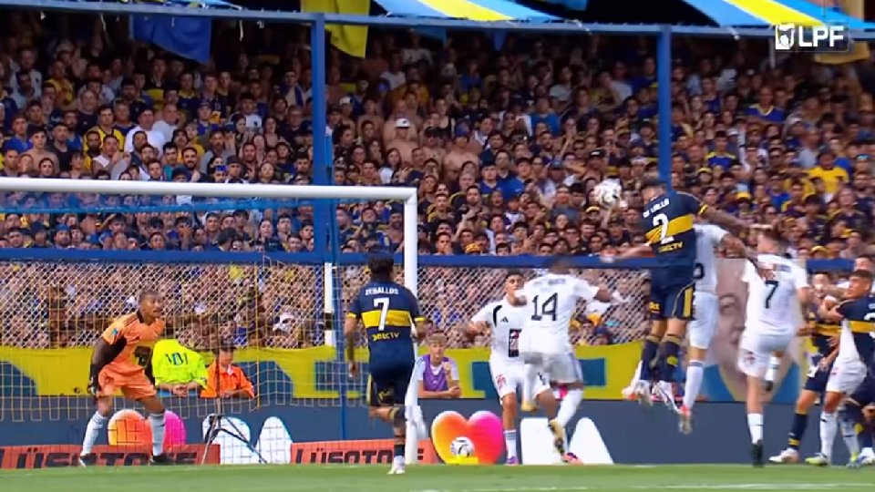 Boca comienza el año ganando y Tigre mira desde lo más alto