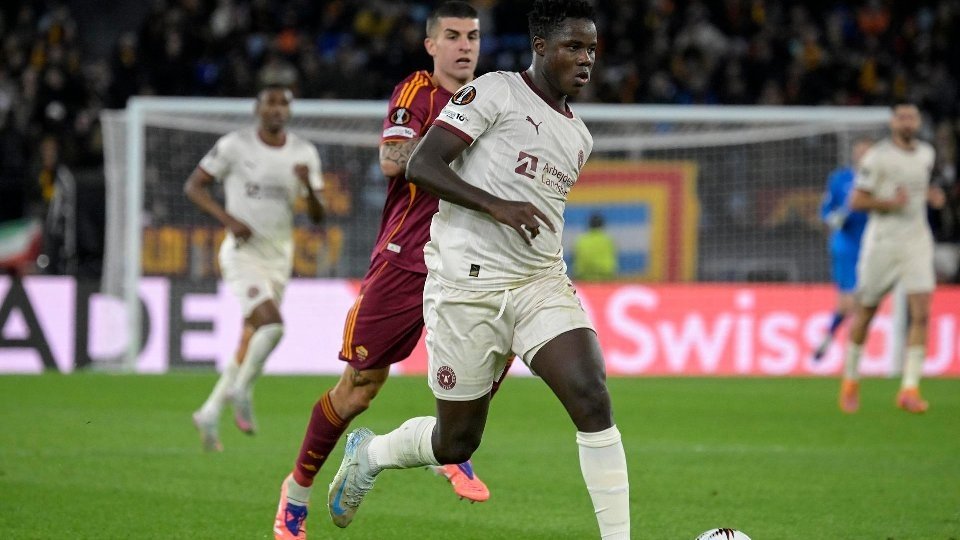 Liverpool e Bayern de Munique mantêm o interesse em Franculino Djú, enquanto o futuro de Junior Dina Ebimbe permanece em aberto. Eis alguns dos principais rumores recentes do mercado de transferências, segundo Rudy Galetti.