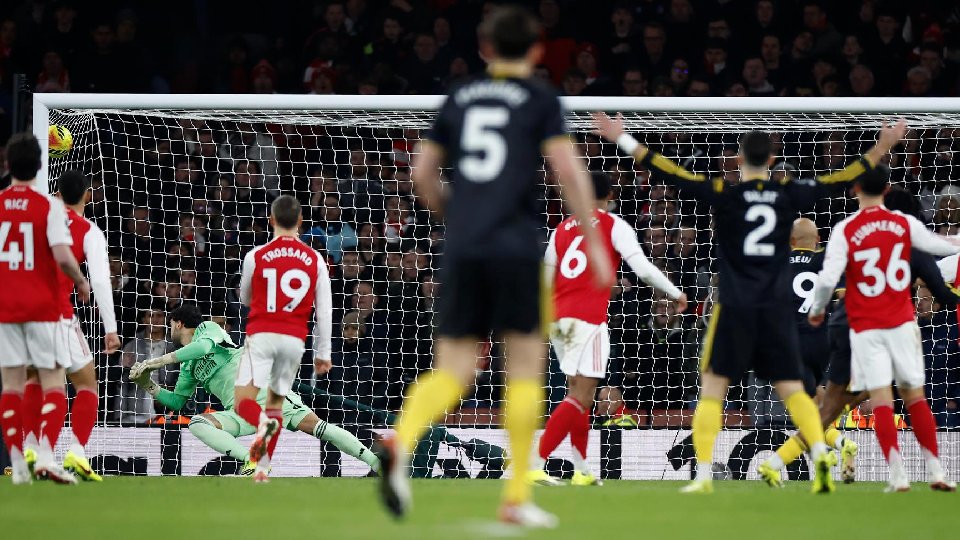 El Arsenal reabre la lucha con su peor inicio de año desde 2018