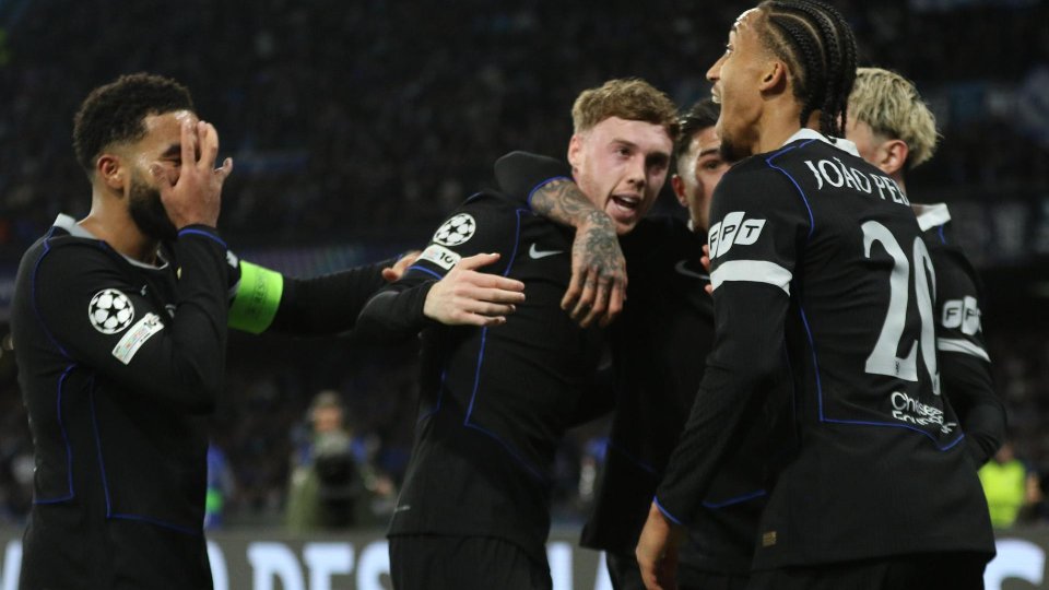El Chelsea reconduce su camino en Nápoles