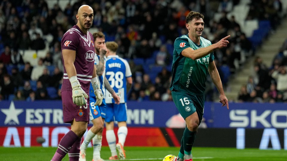 Uno se cae, el otro se levanta