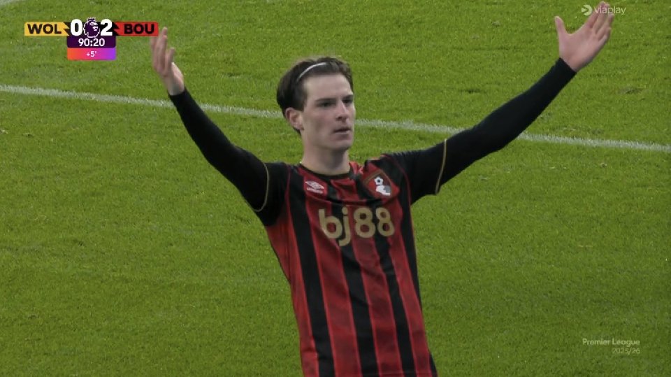 El Bournemouth le quita más vida a los Wolves