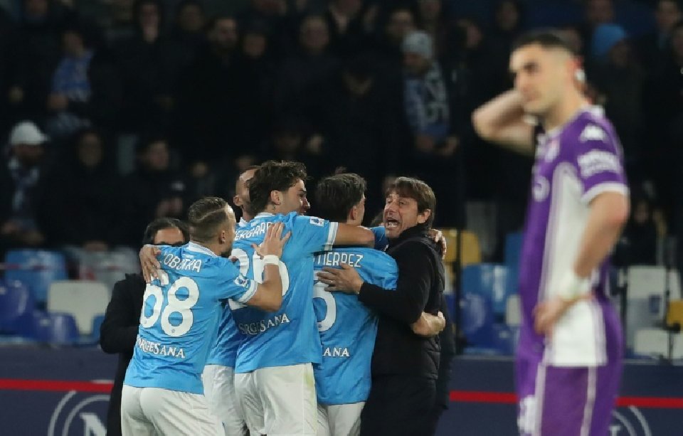 Naples reprend des couleurs