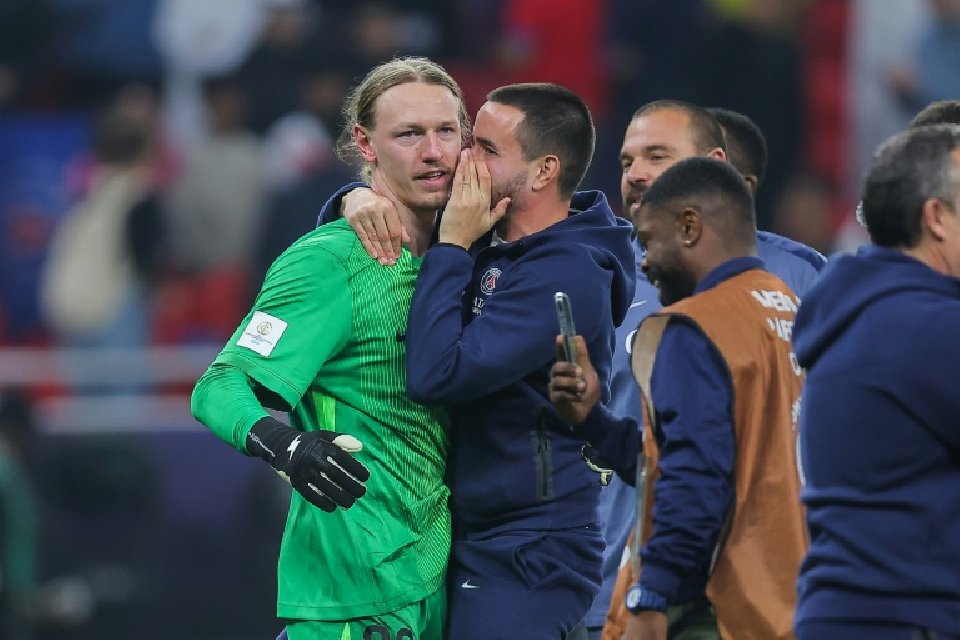 Safonov-Chevalier, concurrence relancée chez les gardiens du PSG